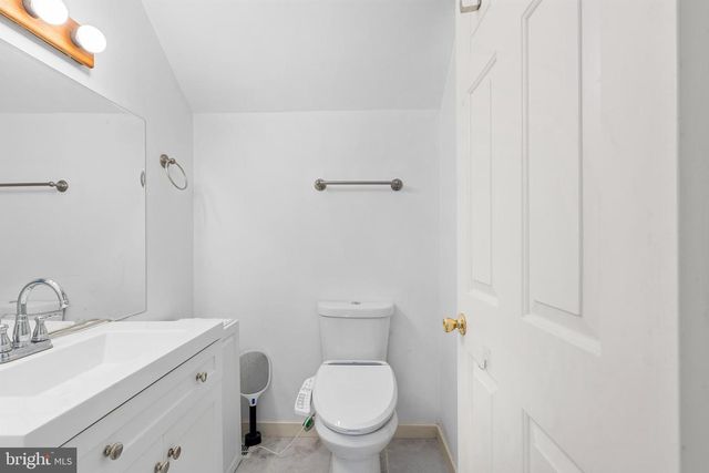 2 BRIARWOOD CT, Landenberg, PA 19350