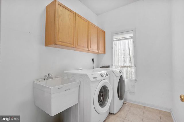 2 BRIARWOOD CT, Landenberg, PA 19350