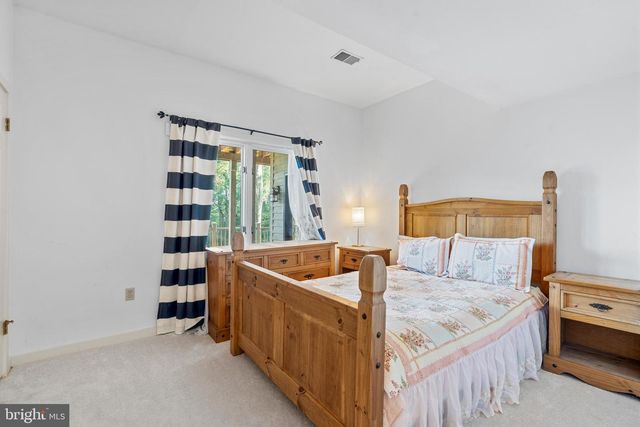 2 BRIARWOOD CT, Landenberg, PA 19350