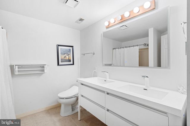 2 BRIARWOOD CT, Landenberg, PA 19350