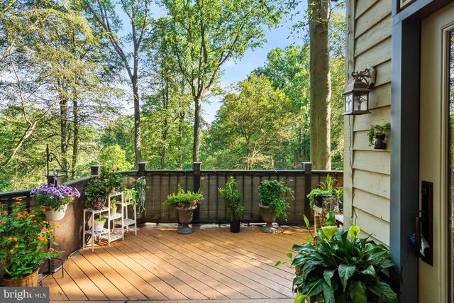 2 BRIARWOOD CT, Landenberg, PA 19350