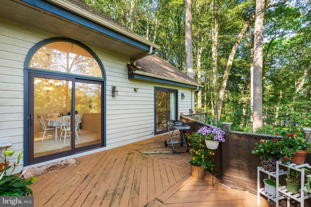 2 BRIARWOOD CT, Landenberg, PA 19350