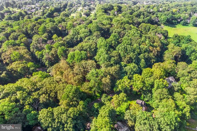 2 BRIARWOOD CT, Landenberg, PA 19350