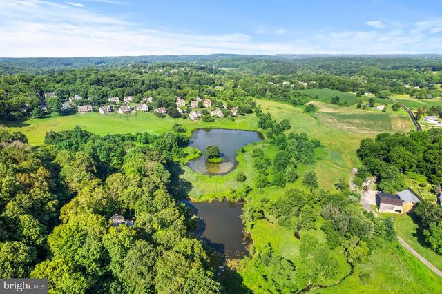 2 BRIARWOOD CT, Landenberg, PA 19350