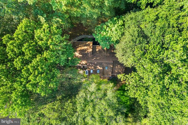 2 BRIARWOOD CT, Landenberg, PA 19350