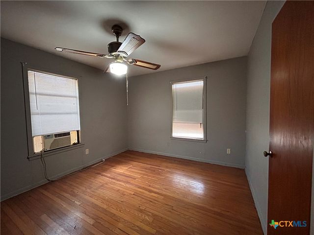 2012 Leon Drive, Port Lavaca, TX 77979