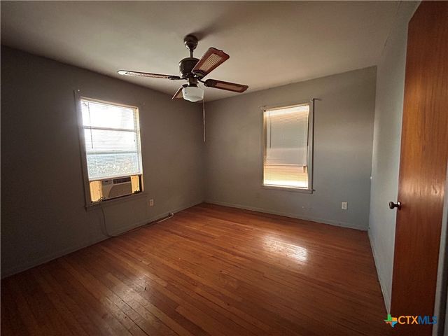 2012 Leon Drive, Port Lavaca, TX 77979