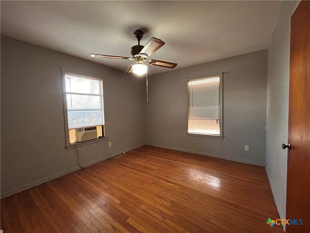 2012 Leon Drive, Port Lavaca, TX 77979