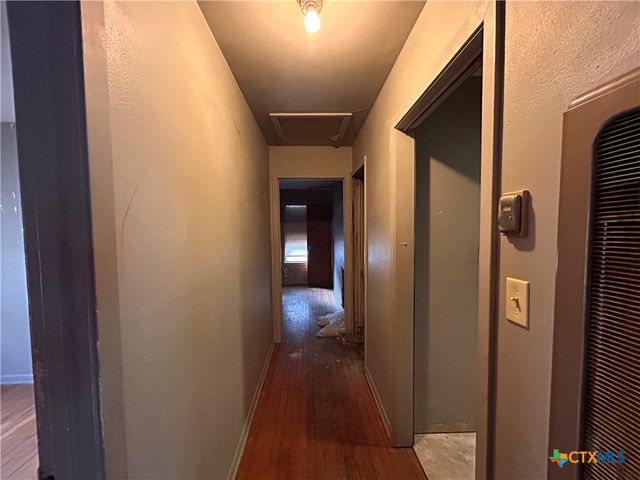 2012 Leon Drive, Port Lavaca, TX 77979