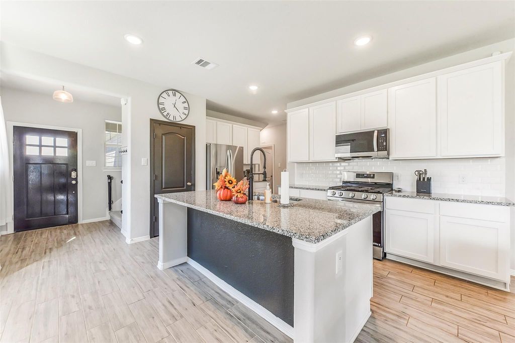 10703 Catclaw Court, Tomball, TX 77375