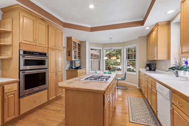5329 Ashcroft Road, Minnetonka, MN 55345