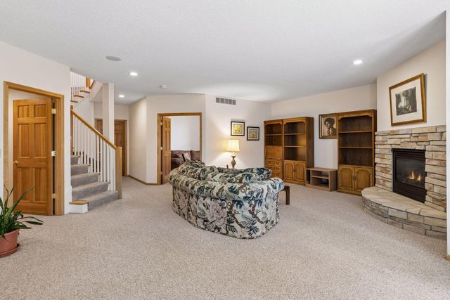 5329 Ashcroft Road, Minnetonka, MN 55345