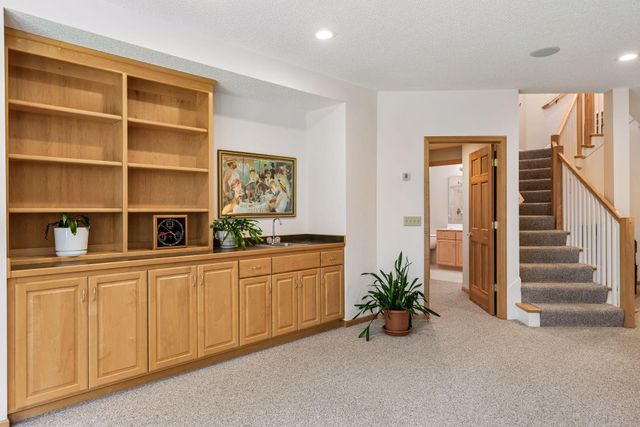 5329 Ashcroft Road, Minnetonka, MN 55345