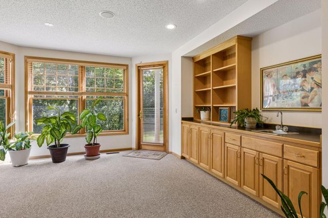 5329 Ashcroft Road, Minnetonka, MN 55345