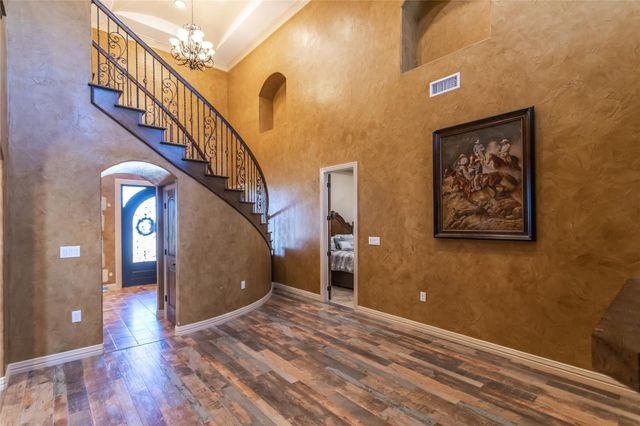 8900 Holly Road, Alvarado, TX 76009