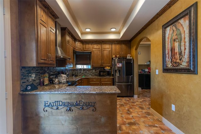 8900 Holly Road, Alvarado, TX 76009