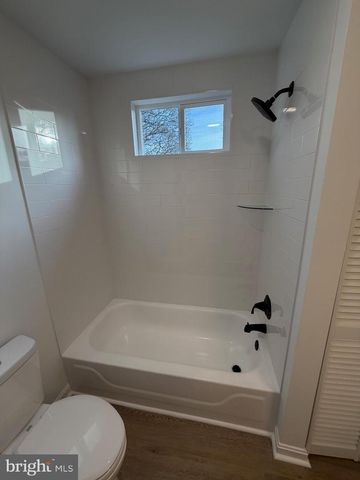 972 S LITTLE CREEK RD, Dover, DE 19901