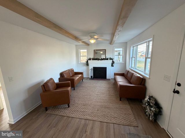 972 S LITTLE CREEK RD, Dover, DE 19901