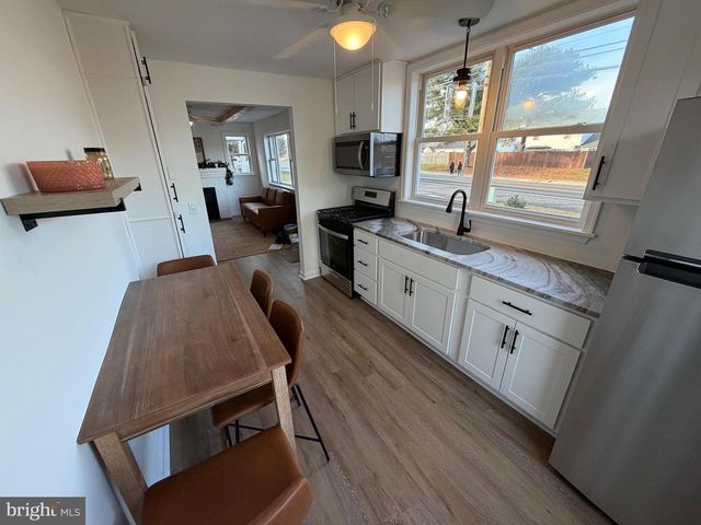 972 S LITTLE CREEK RD, Dover, DE 19901