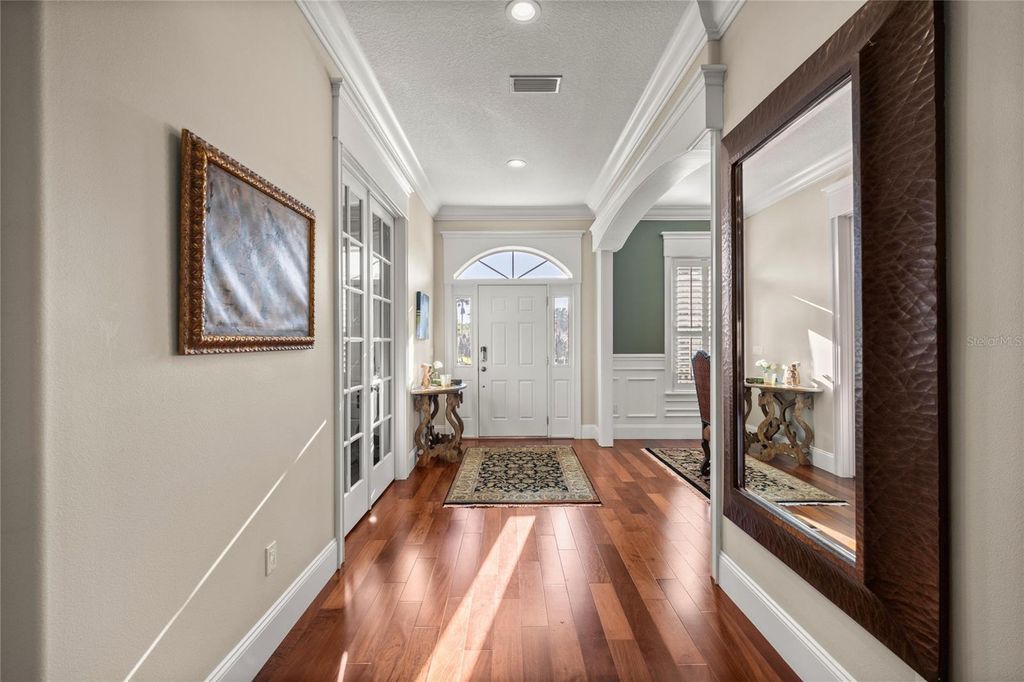 Image 14 of property listing at 8064 SE 15TH COURT, Ocala, FL 34480