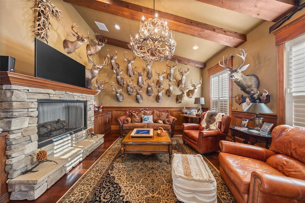 Image 31 of property listing at 8064 SE 15TH COURT, Ocala, FL 34480