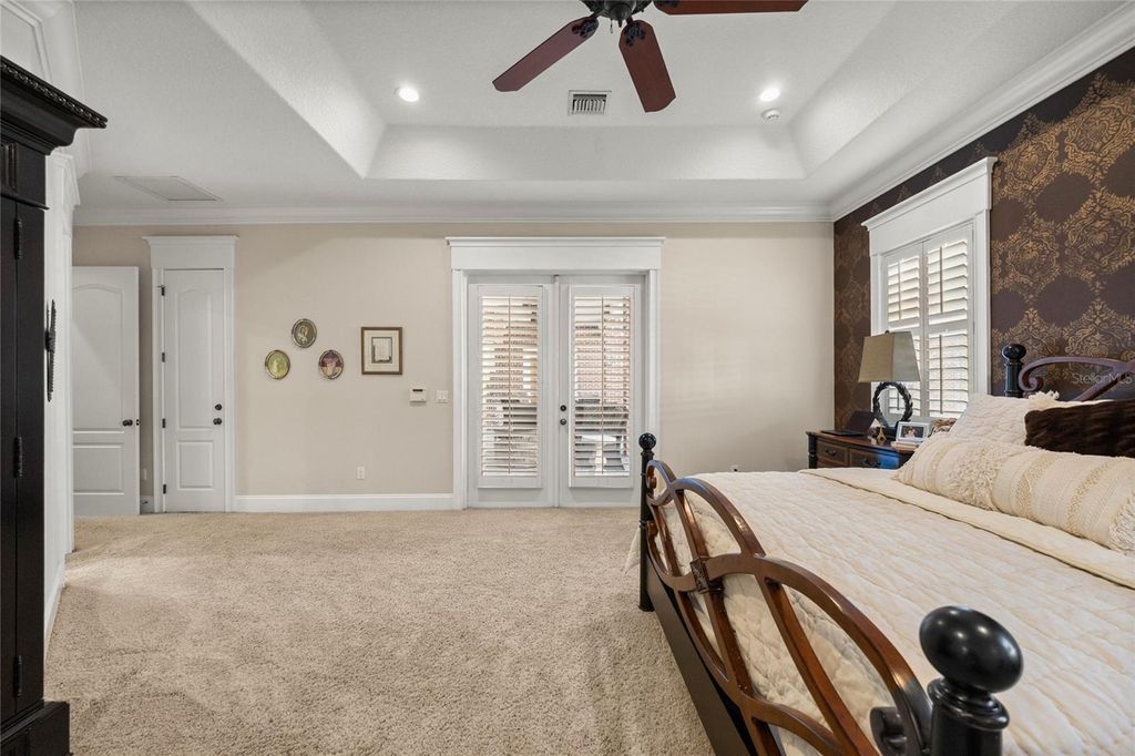 Image 35 of property listing at 8064 SE 15TH COURT, Ocala, FL 34480