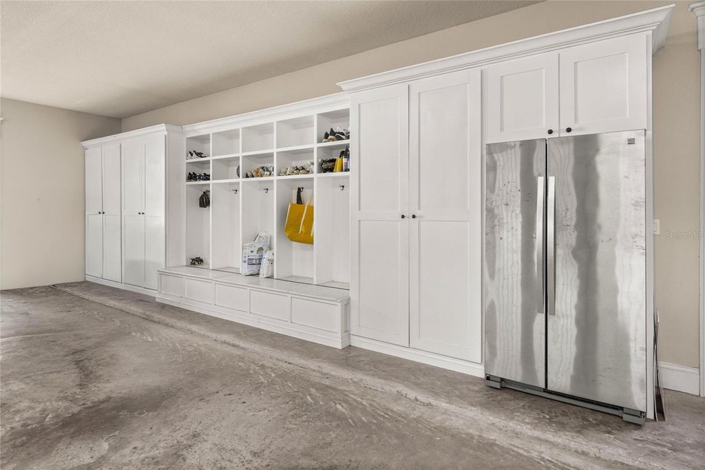 Image 58 of property listing at 8064 SE 15TH COURT, Ocala, FL 34480