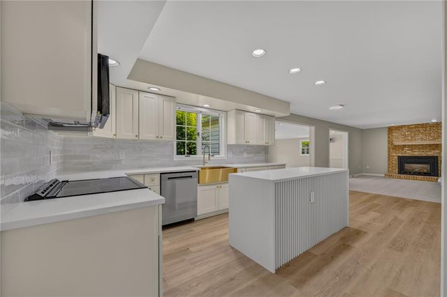 5642 Limeport Road, Emmaus Boro, PA 18049