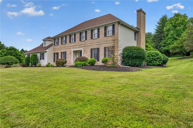 5642 Limeport Road, Emmaus Boro, PA 18049