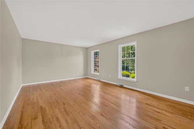 5642 Limeport Road, Emmaus Boro, PA 18049