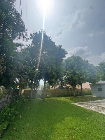 721 Nathan Hale Road, West Palm Beach, FL 33405