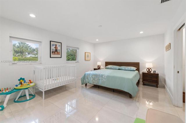 1014 Jefferson Street, Hollywood, FL 33019