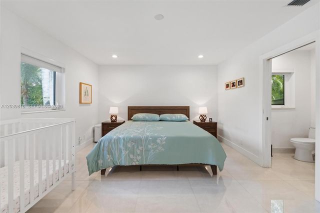 1014 Jefferson Street, Hollywood, FL 33019