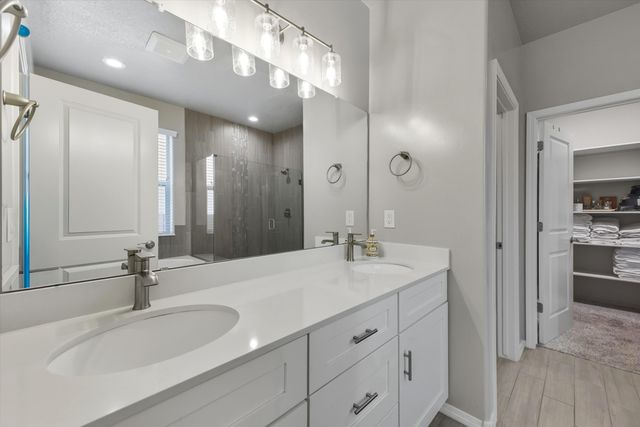 8722 SEVANO Circle NE, Albuquerque, NM 87113