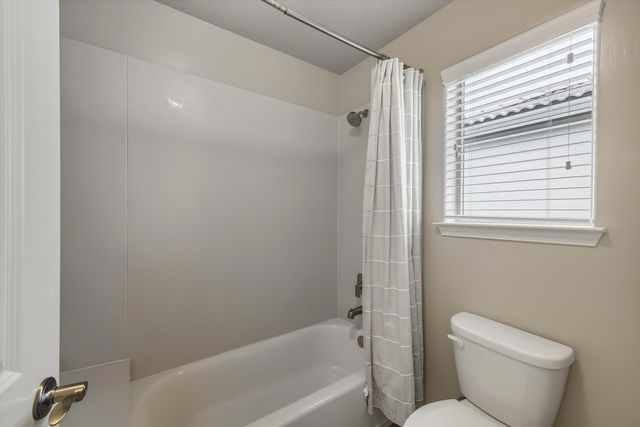 8722 SEVANO Circle NE, Albuquerque, NM 87113