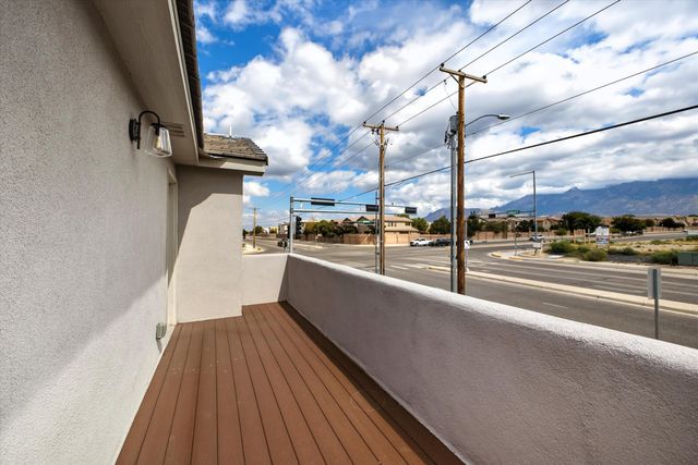 8722 SEVANO Circle NE, Albuquerque, NM 87113