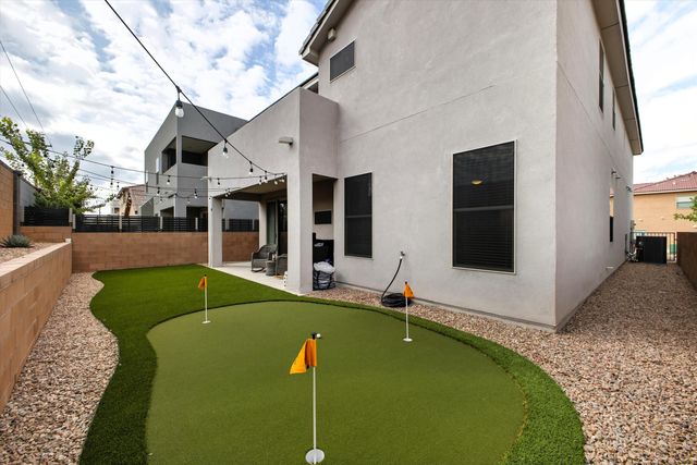 8722 SEVANO Circle NE, Albuquerque, NM 87113