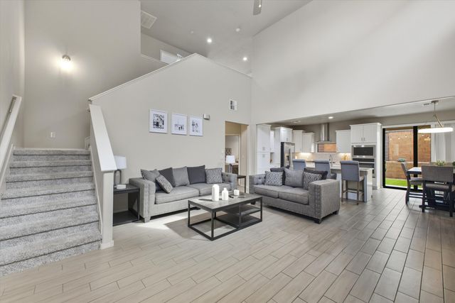 8722 SEVANO Circle NE, Albuquerque, NM 87113