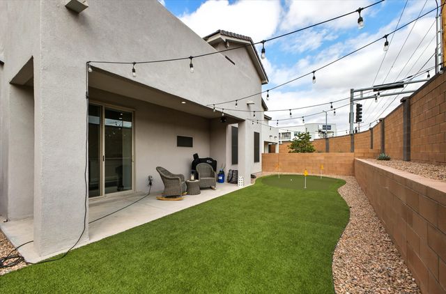 8722 SEVANO Circle NE, Albuquerque, NM 87113