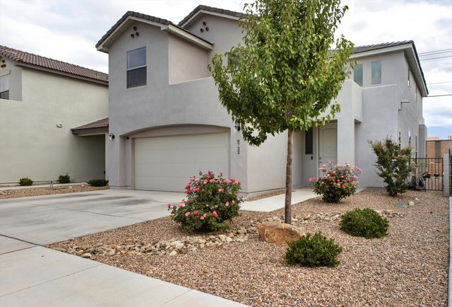 8722 SEVANO Circle NE, Albuquerque, NM 87113