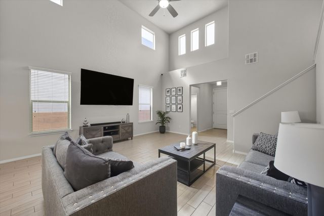 8722 SEVANO Circle NE, Albuquerque, NM 87113