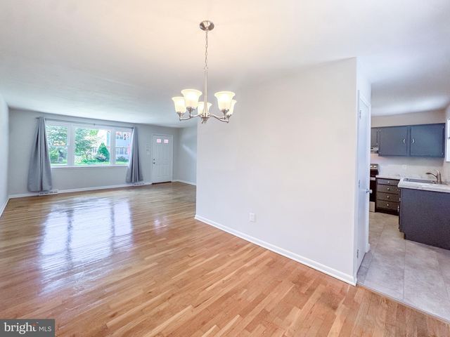 575 CRAWFORD AVE, Dover, DE 19901