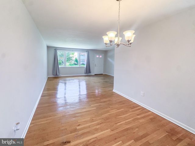 575 CRAWFORD AVE, Dover, DE 19901