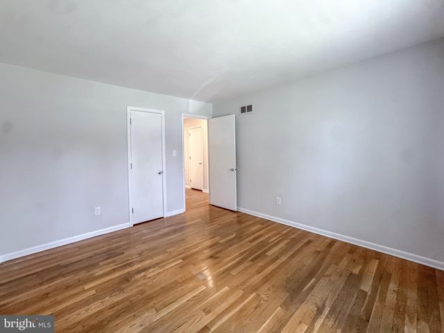 575 CRAWFORD AVE, Dover, DE 19901