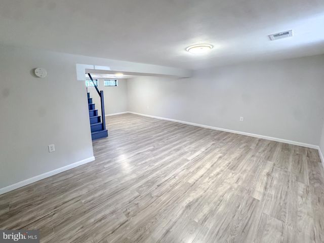 575 CRAWFORD AVE, Dover, DE 19901