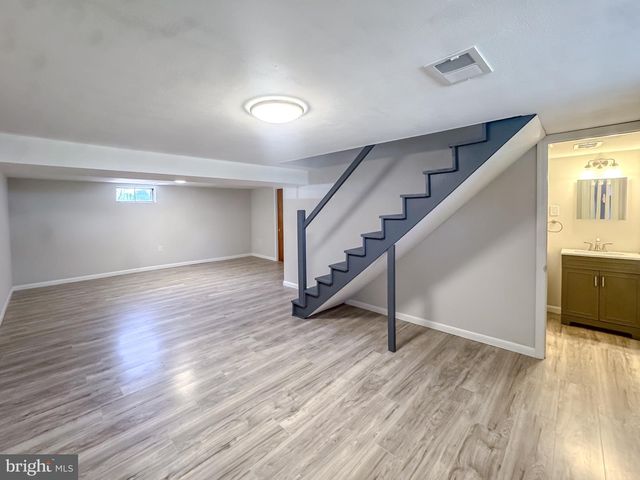 575 CRAWFORD AVE, Dover, DE 19901
