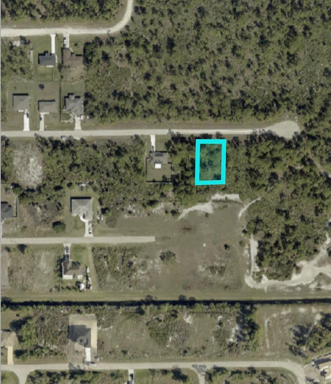 1042 Hobart Street, Lehigh Acres, FL 33974