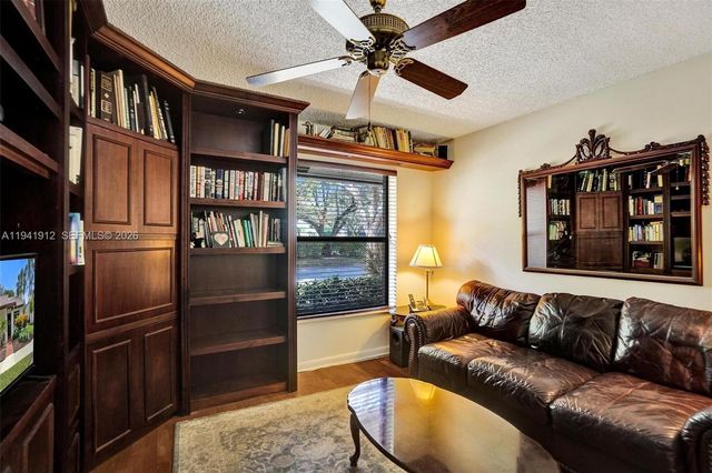 3256 S Carambola Cir S 3256, Coconut Creek, FL 33066