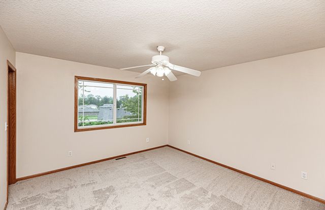 4309 Boyd Street, Des Moines, IA 50317