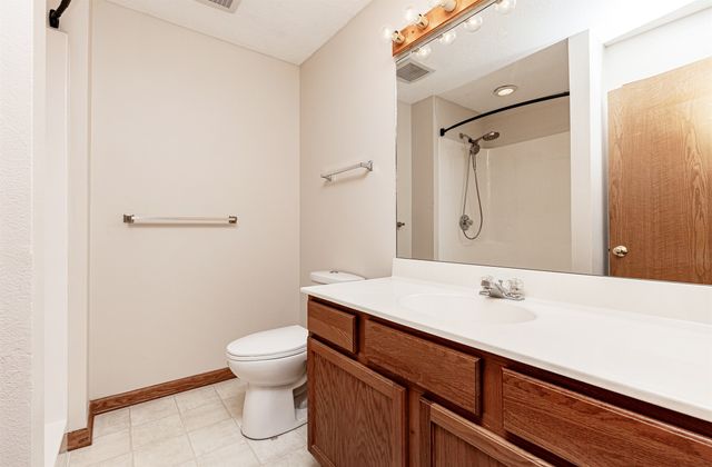 4309 Boyd Street, Des Moines, IA 50317